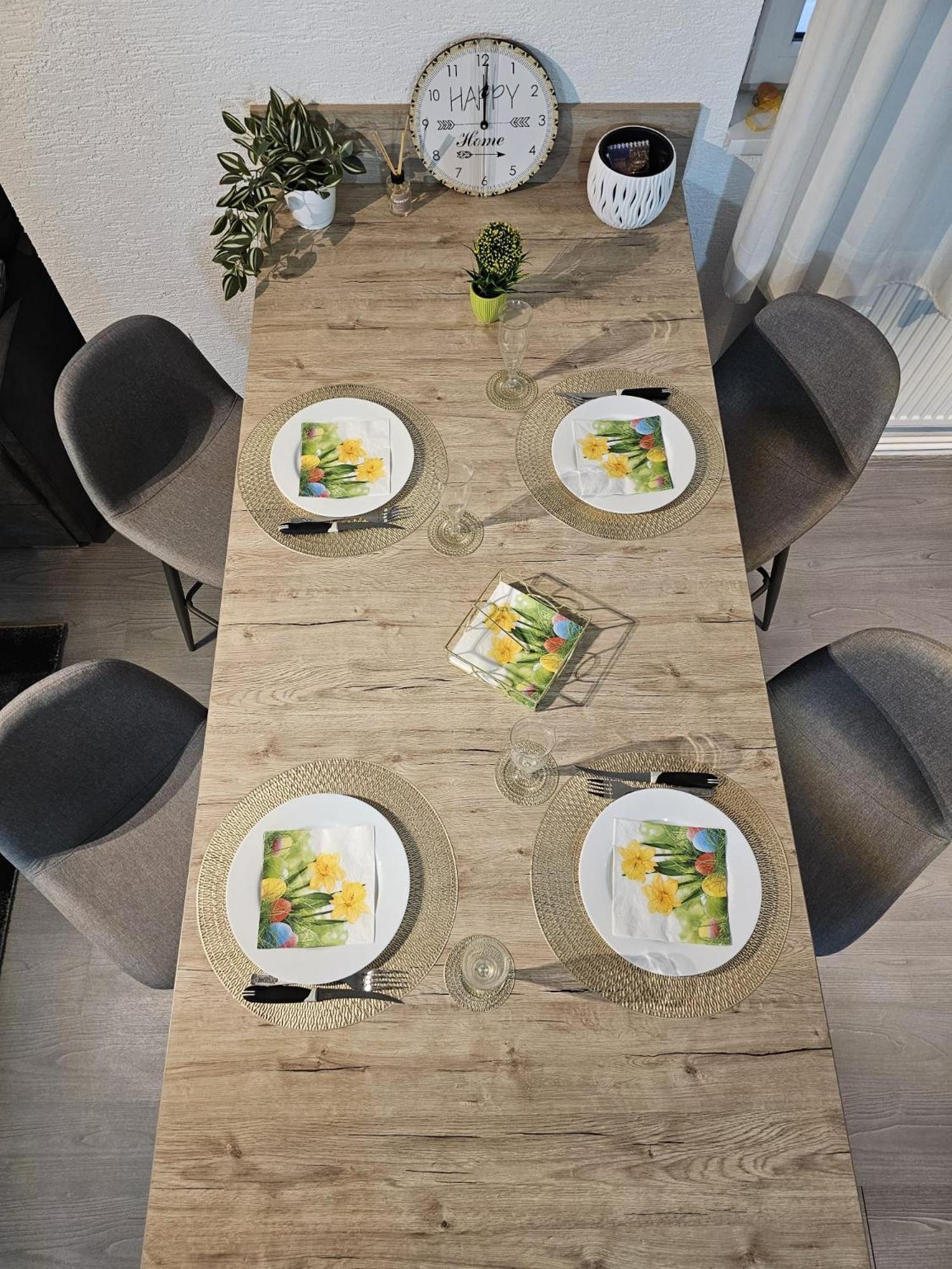 Mona Central Apartment 후네도아라 외부 사진