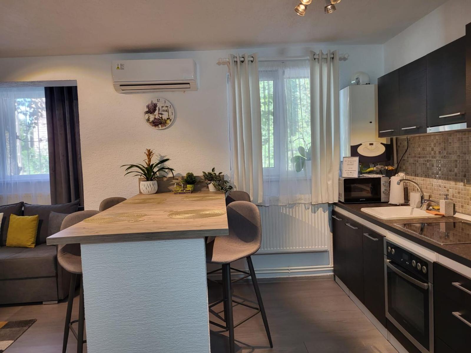 Mona Central Apartment 후네도아라 외부 사진